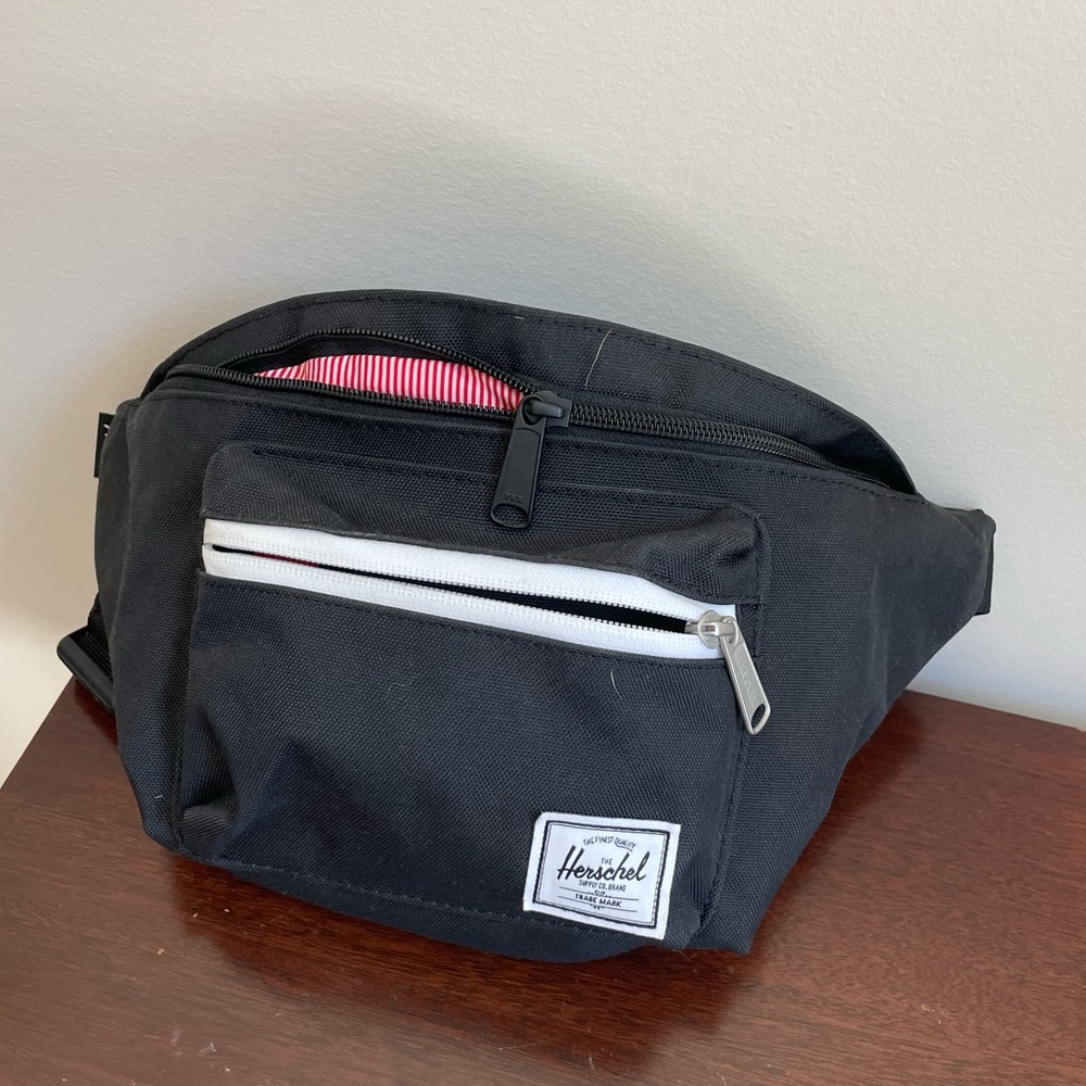 Herschel Supply Co. fanny pack